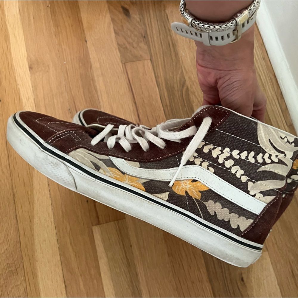EUC men’s vans